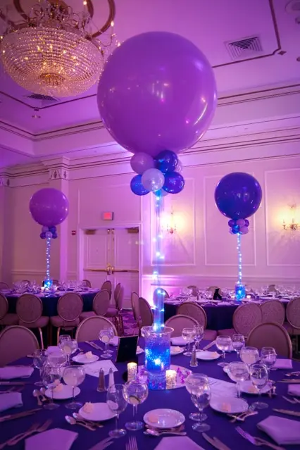 Aqua Gems Balloon Centerpiece
