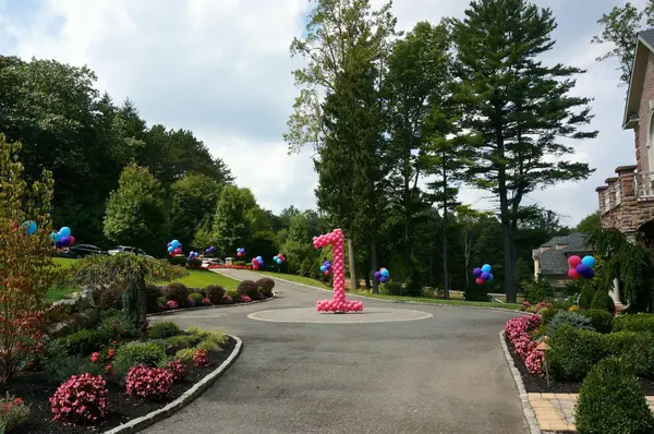 Number 1 Balloon Sculpture