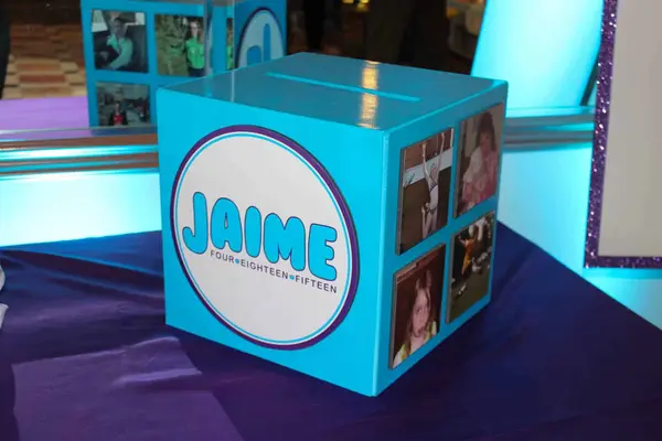 Bat Mitzvah Gift Box