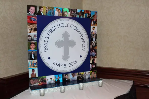 Seating Card Display with Logo & Photos