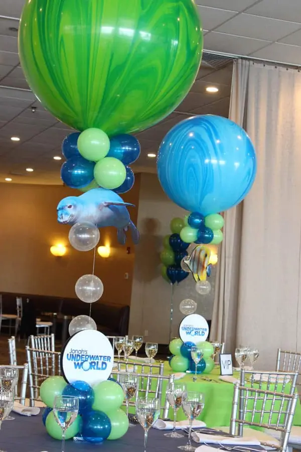 Underwater Balloon Centerpiece