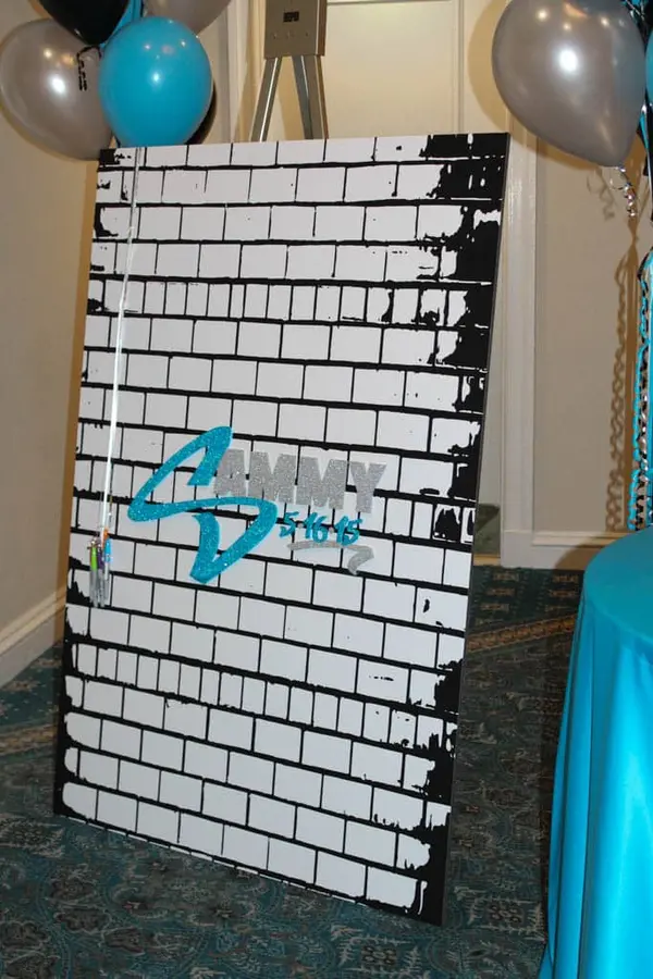 Graffiti Wall Sign in Board