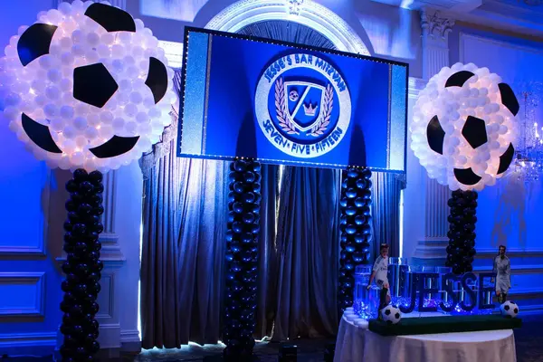 Soccer Balloon Sculputures