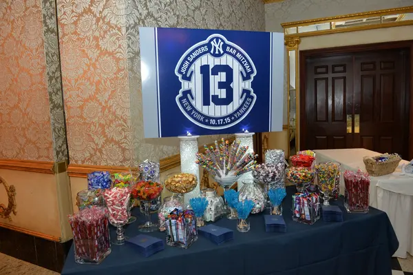 Yankees Themed Candy Bar Setup