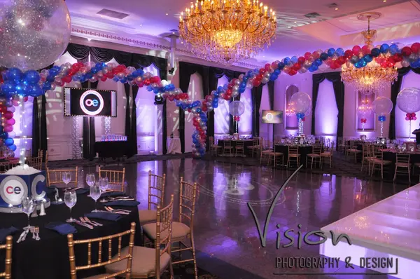 Blue and Pink Balloon Wrap with Lights