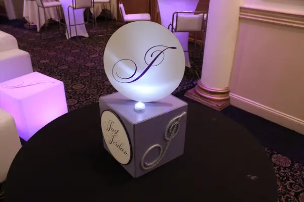Mini Cube Centerpiece