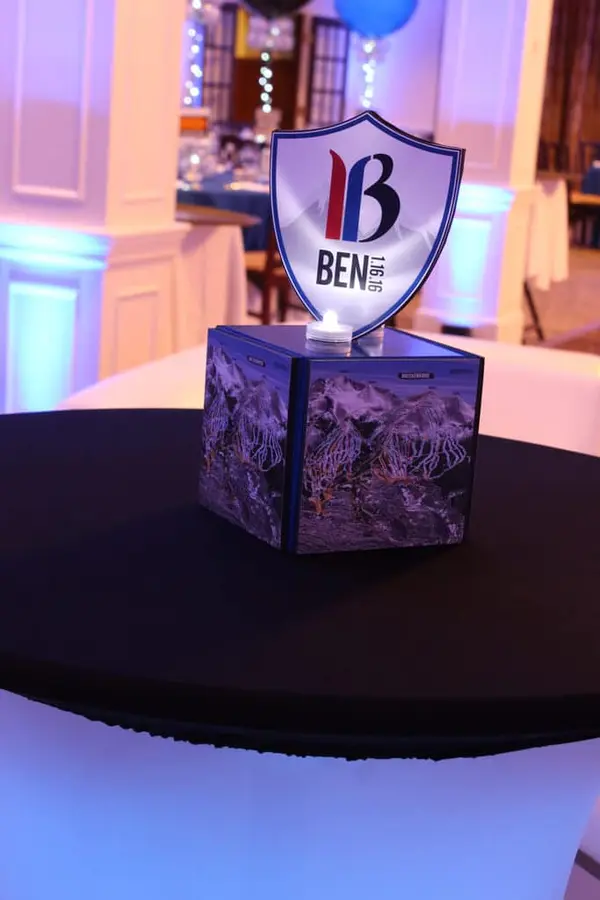 Mini Cube Centerpiece