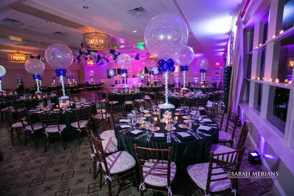 Photo Cubes and Sparkle Balloons