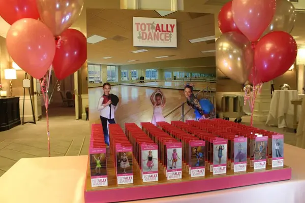 Dance Themed Seating Card Display