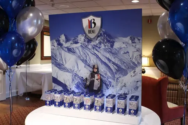 Ski Themed Seating Card Display