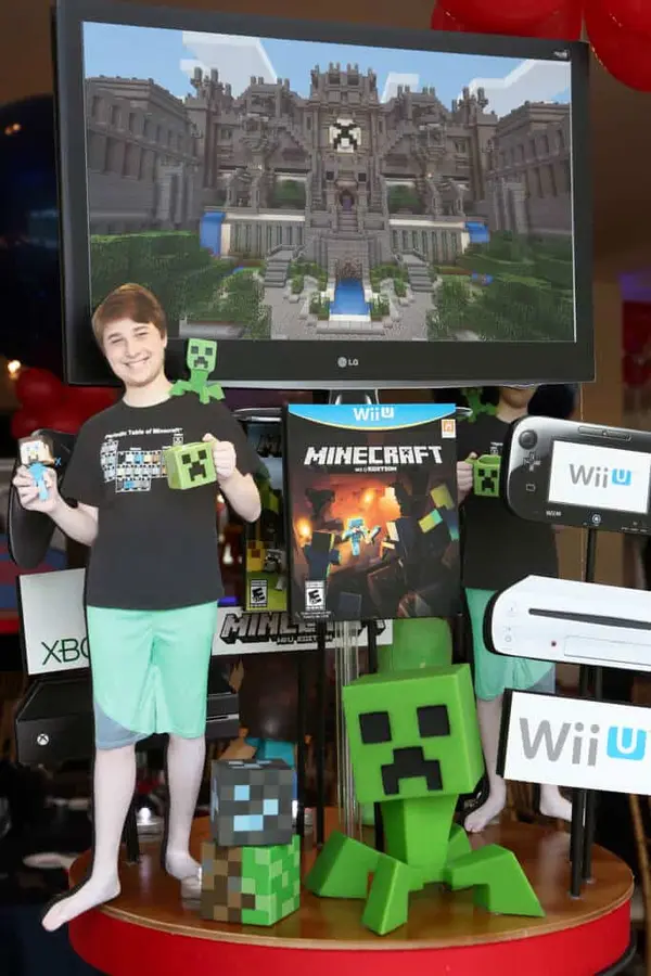 Minecraft Themed Centerpiece