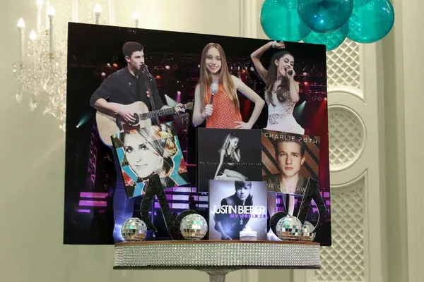 Music Diorama Centerpiece