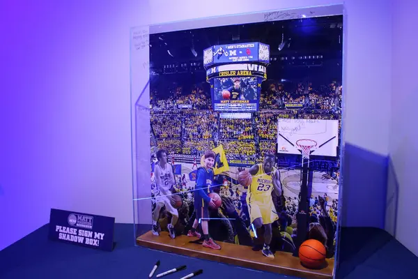 Basketball Shadow Box Sign in Board