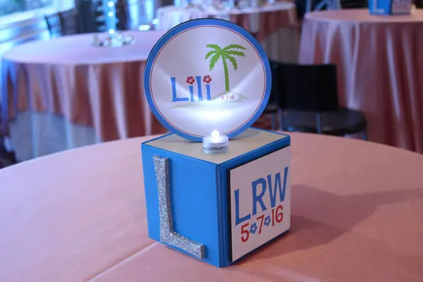 Mini Cube Centerpiece