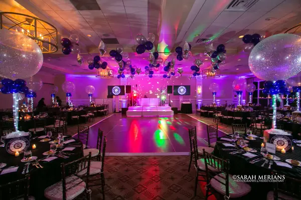 Clusters and Dazzle Stars over Dance Floor