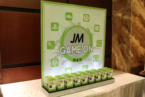 App Themed Seating Card Display