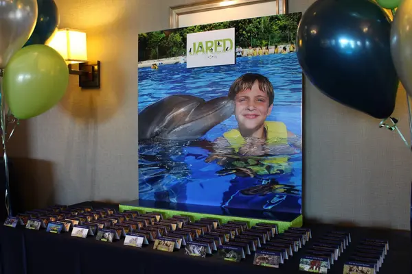 Animal Themed Seating Card Display