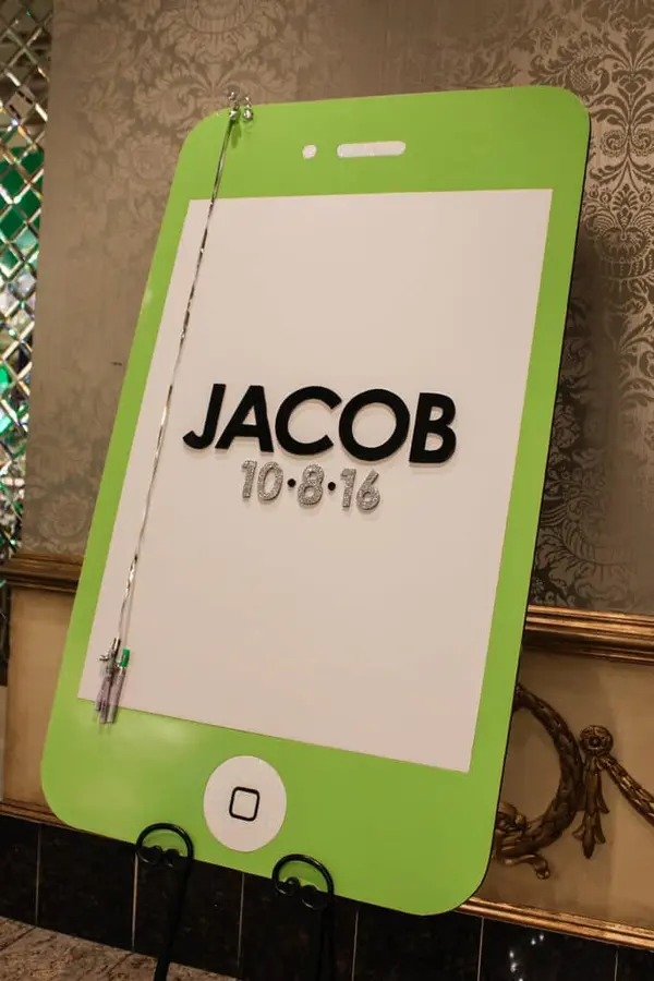 Custom iPhone Sign in Board