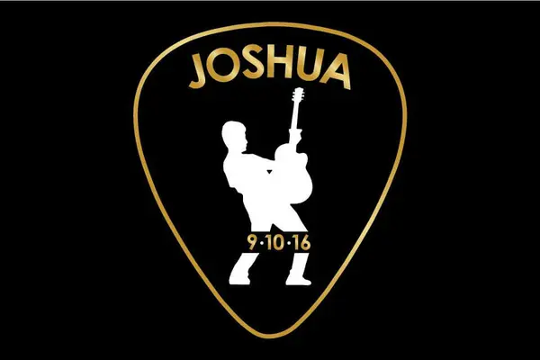 Guitar Pick Logo