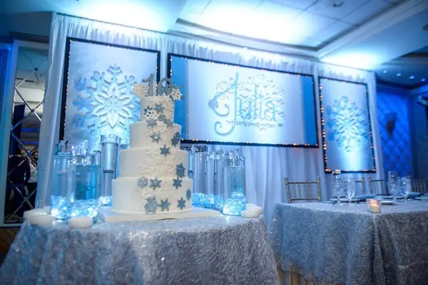 Winter Themed Candle Lighting