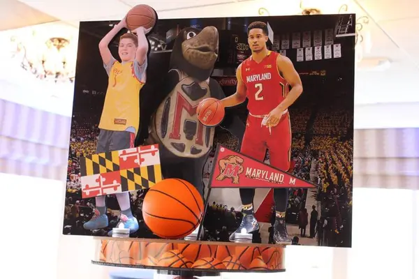 Basketball Diorama Centerpiece