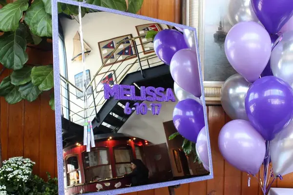Mirror Sign in Board