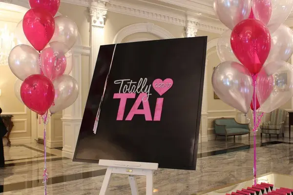 Logo Sign in Board