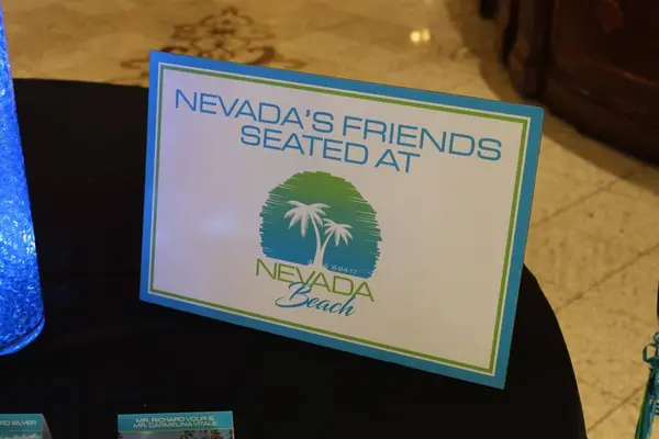 Kids Lounge Sign