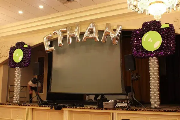 Silver Name In Balloons