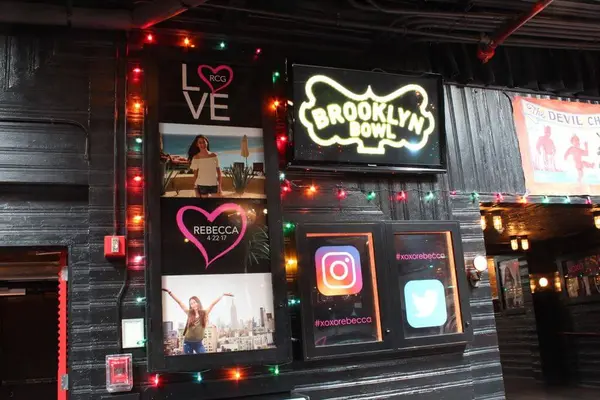 Logo & Photo Posters
