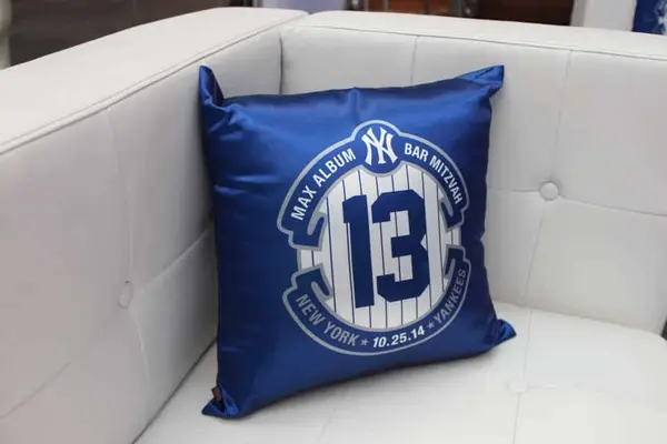 Yankees Themed Lounge