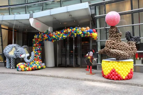 Circus Balloon Sculpture