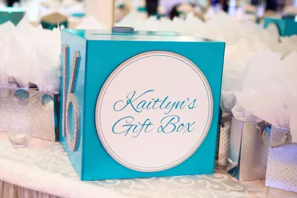 Sweet 16 Gift Box