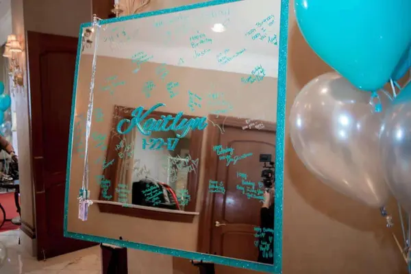 Mirror Sign in Board