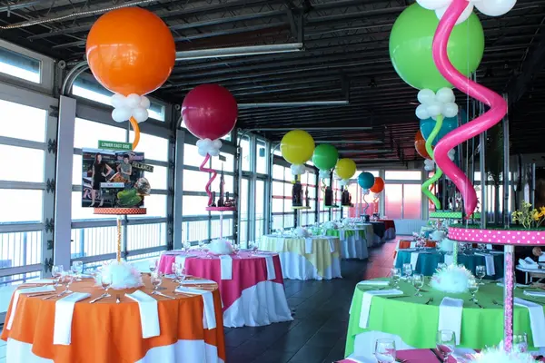NYC Themed Centerpieces