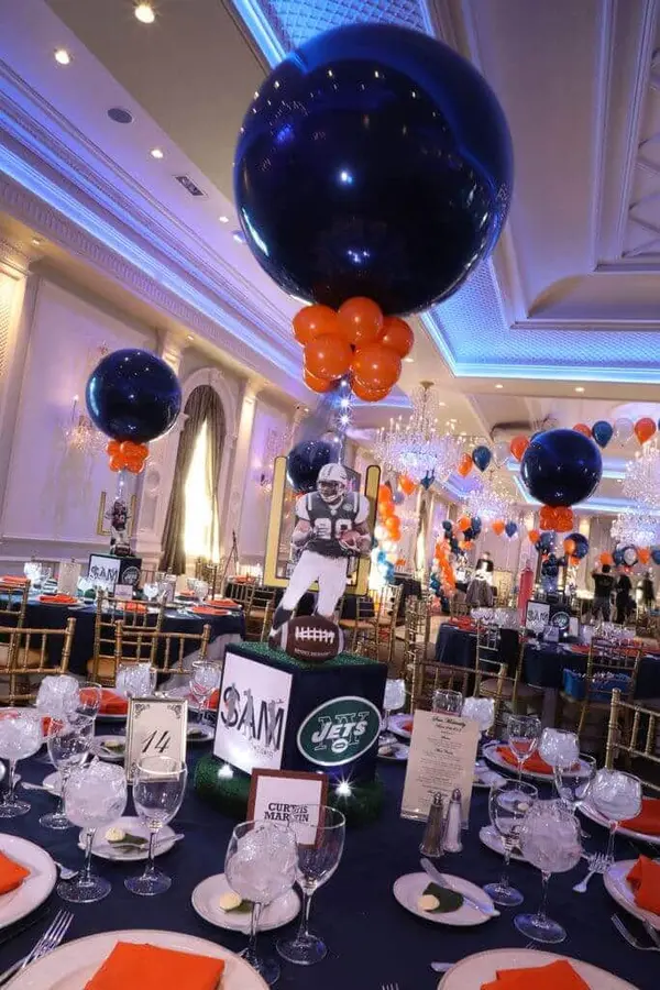 Jets Themed Centerpiece
