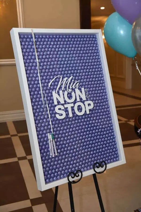 Gumball Frame Sign in Board