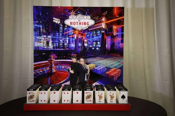Casino Themed Seating Card Display