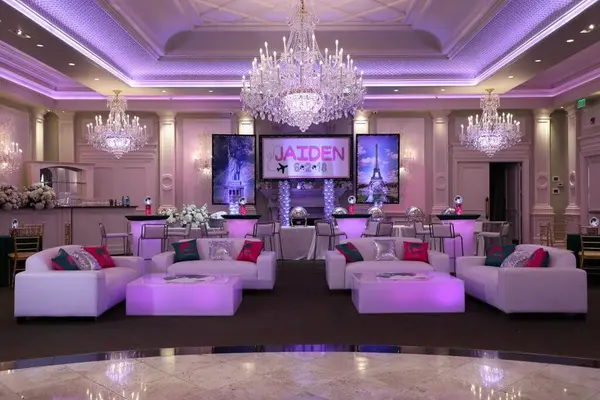 Travel Themed Bat Mitzvah Lounge