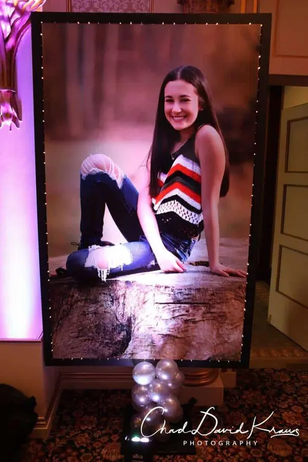 Blowup Photo With Lights