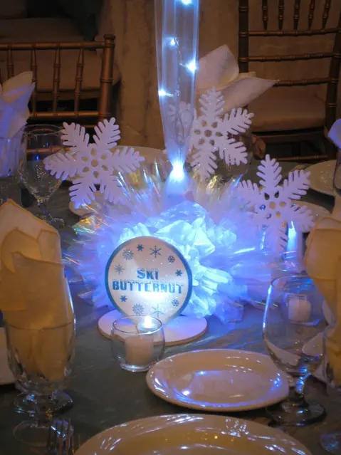 Winter Snowflake Centerpiece