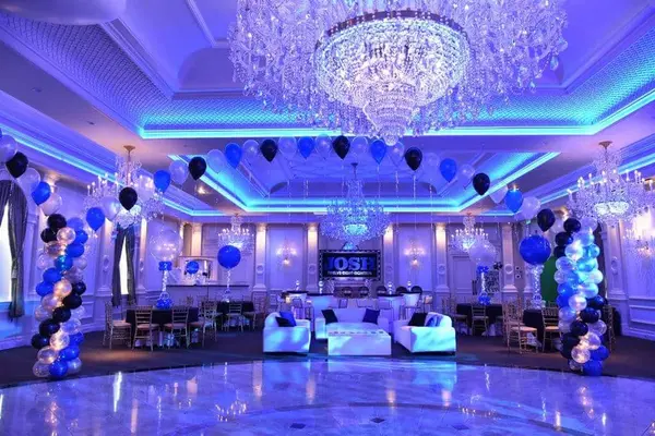 Bar Mitzvah Balloon Gazebo