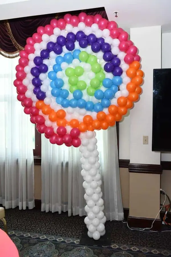 Whirly Pop Balloon Sculpture