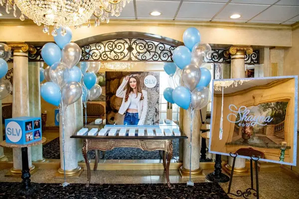 Bat Mitzvah Seating Card Display
