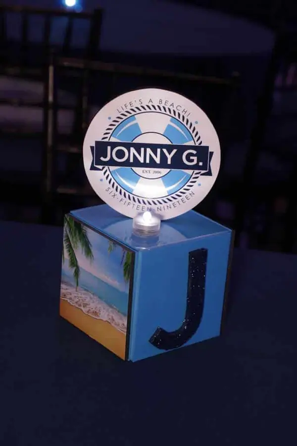 Beach Themed Mini Cube