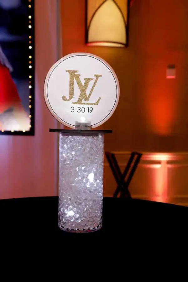 Fashion Themed Lounge Centerpiece