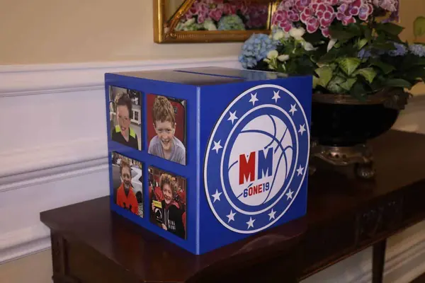 Sixers Themed Gift Box