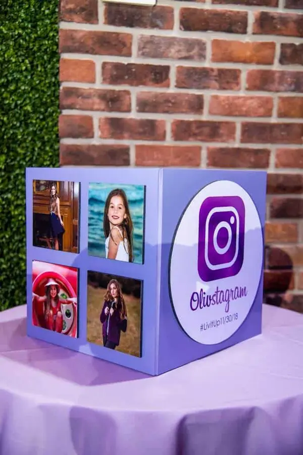 Instagram Gift Box