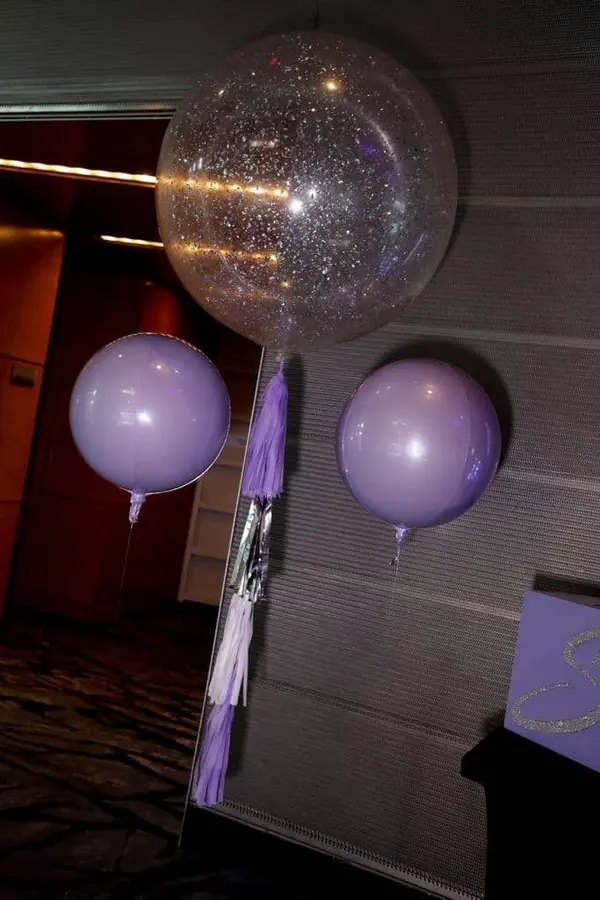 Sparkle Balloon and Tassels Centerpiece