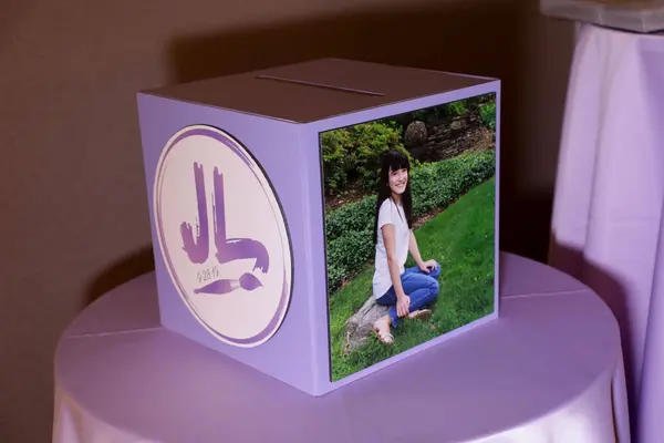 Art Themed Gift Box